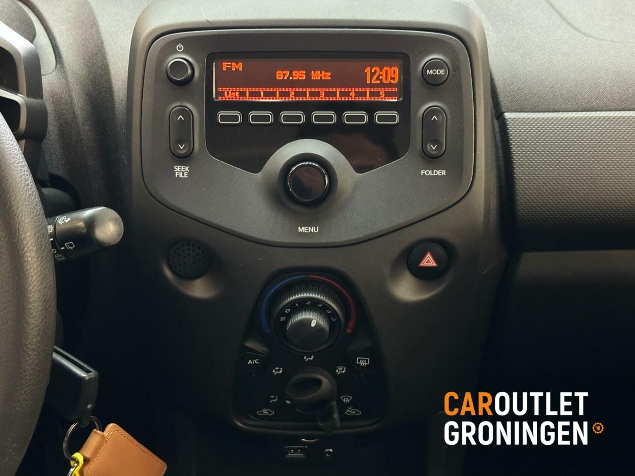 Caroutlet Groningen - Toyota Aygo 1.0 VVT-i | 5 DEURS | CRUISE | AIRCO | DEALER OH