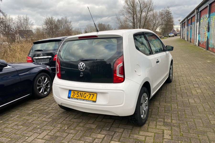 Verkocht!  Volkswagen Up! 1.0 move up! Zeer netjes! Airco. 2012