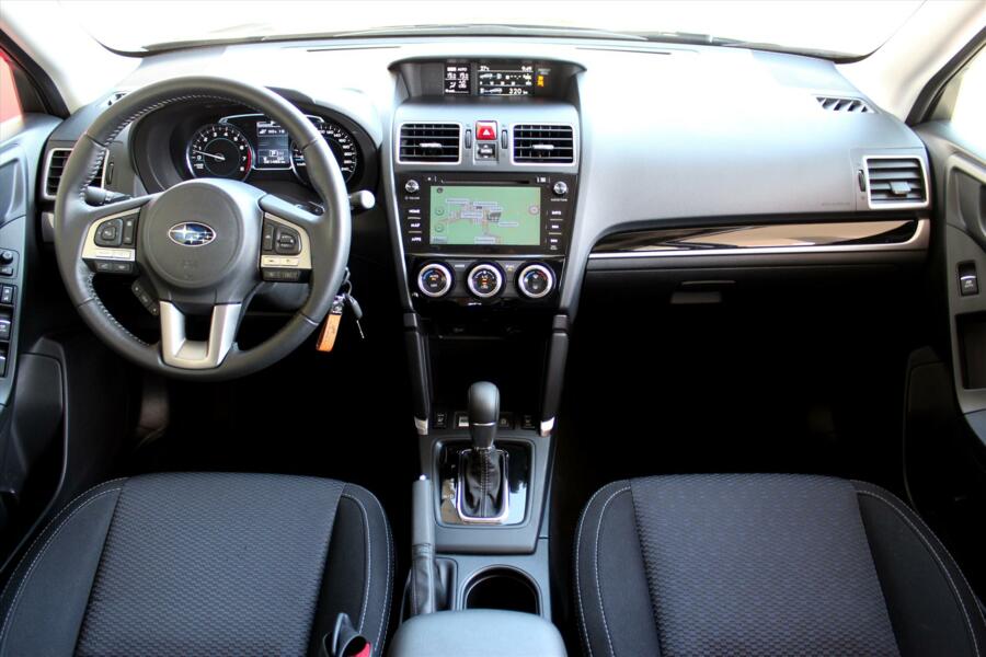 Subaru Forester 2.0 CVT Luxury EyeSight * Navigatie * Parkeersensoren * BI-LED