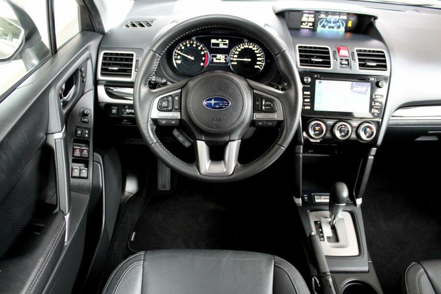 Subaru Forester 2.0 CVT Premium * Navigatie * Parkeersensoren * 18 inch