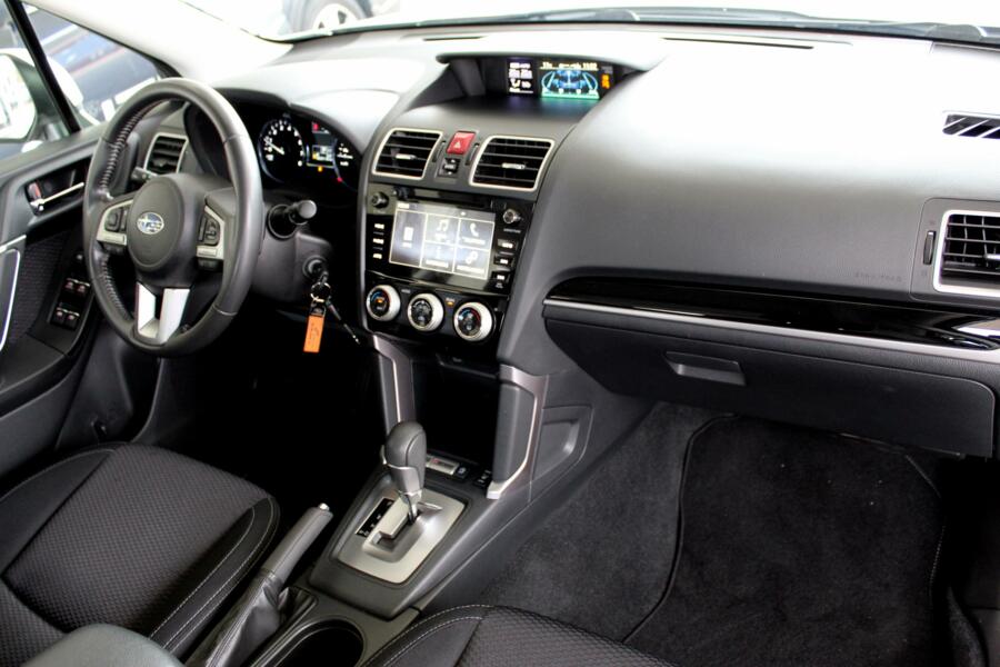Subaru Forester 2.0 CVT Luxury Plus * Trekhaak * BI-LED * Panoramadak