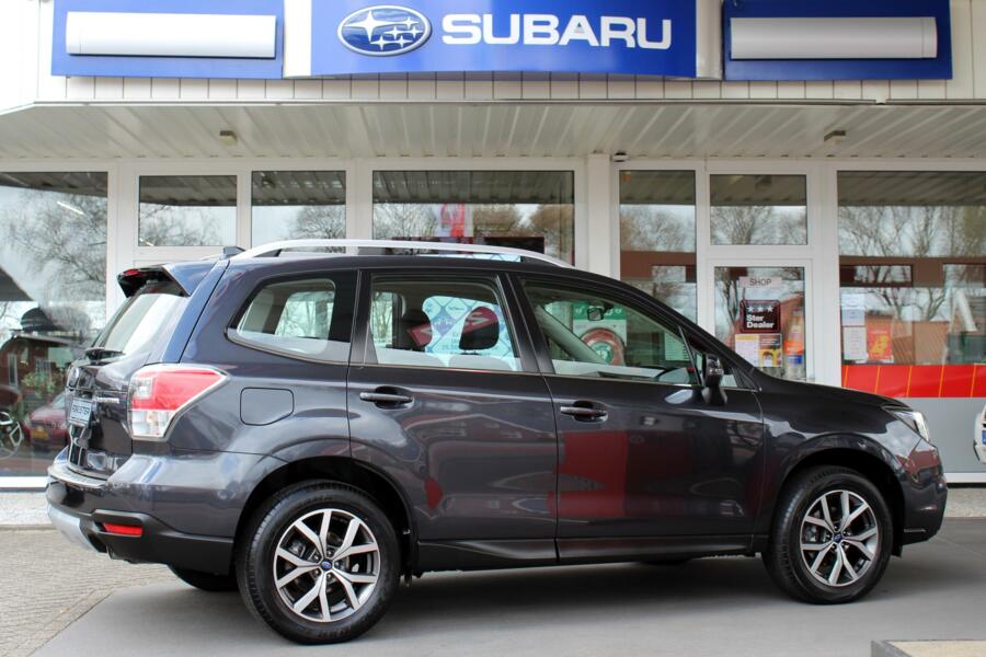 Subaru Forester 2.0 CVT Luxury Plus * Navigatie * BI-LED * Panoramadak *