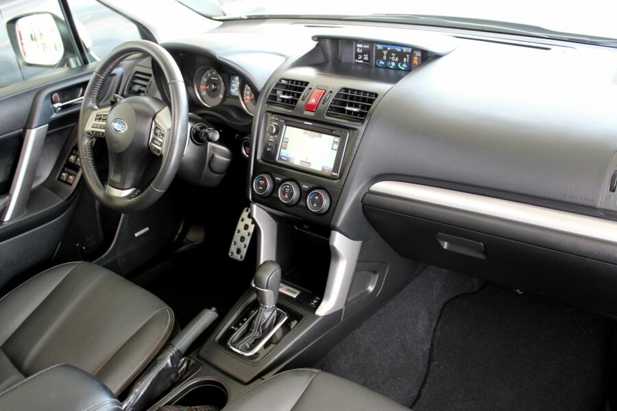 Subaru Forester 2.0 XT 240pk Sport Executive * Navigatie * Harman Kardon