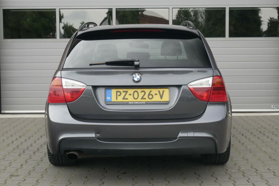 BMW 3-serie Touring 320i