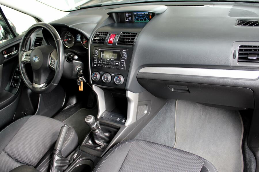 Subaru Forester 2.0 Luxury Plus * Trekhaak * Xenon * Panoramadak