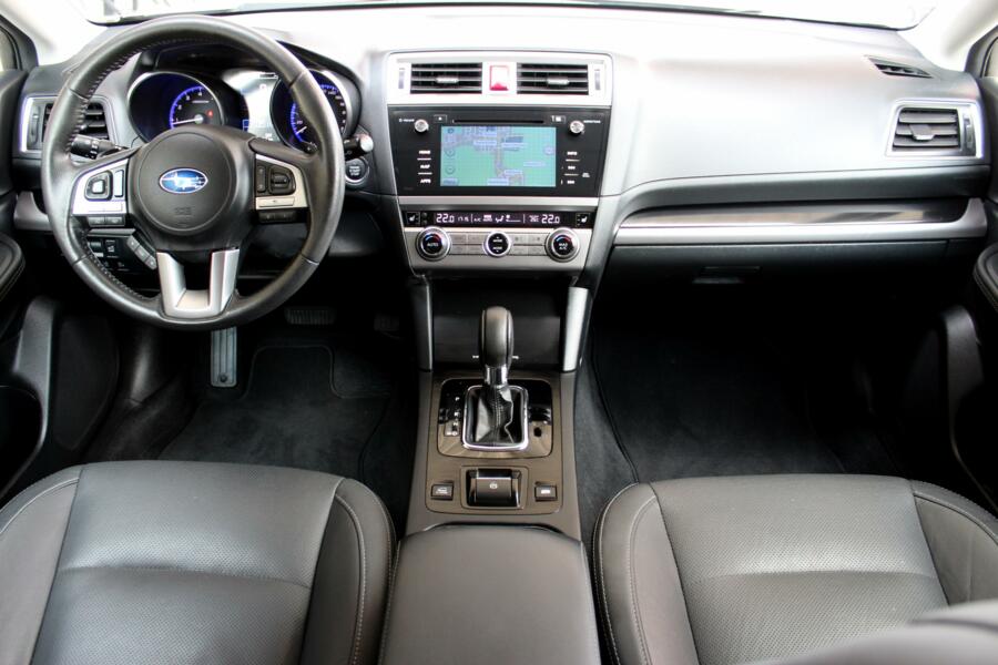 Subaru Outback 2.5 CVT Premium * Navigatie * Trekhaak * 1e eigenaar