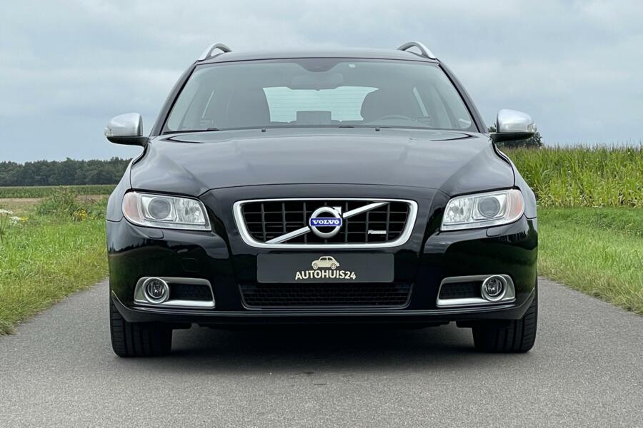 Volvo V70 2.0T R-Edition 2.0T 203PK AUTOMAAT #Verkocht!