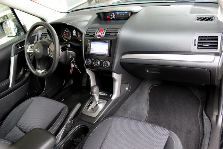 Subaru Forester 2.0 CVT Luxury * Trekhaak *  Navigatie * 1e eigenaar * Dealeronderhouden