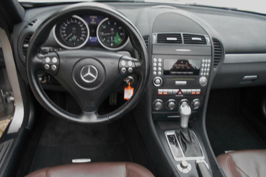 Mercedes SLK-klasse 350-V6 |NIEUWSTAAT|AIRSCARF|AUTOMAAT|PARKEER SENSOREN
