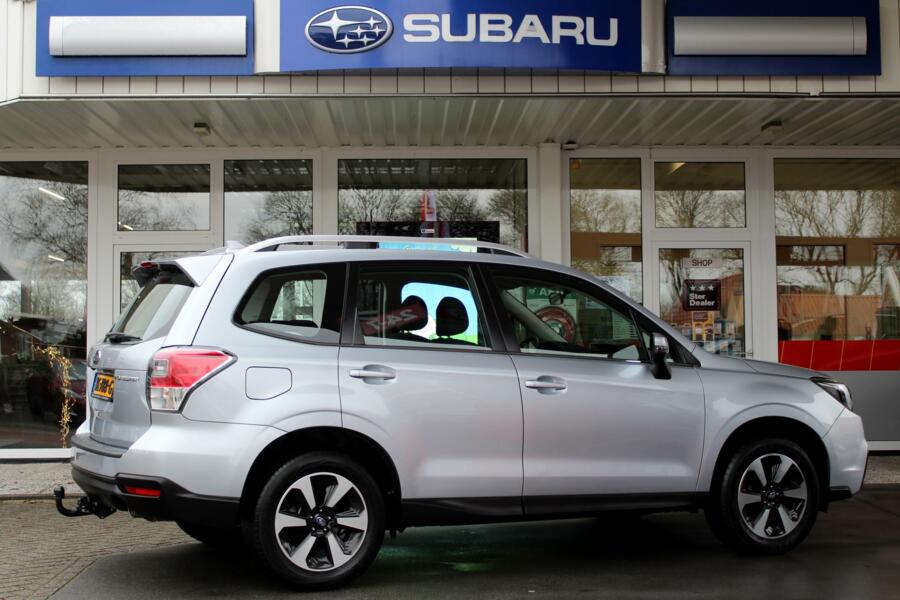 Subaru Forester 2.0 CVT Comfort * Trekhaak * Navigatie *1e eigenaar