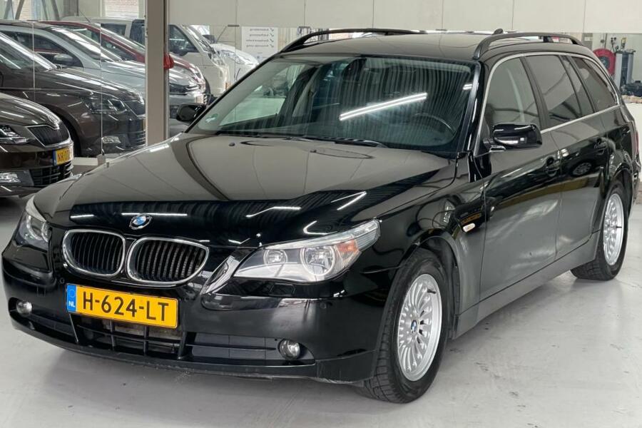 BMW 5-serie 523I Execut Youngtimer bj 2005 Panodak org 152733 km  Top staat !!