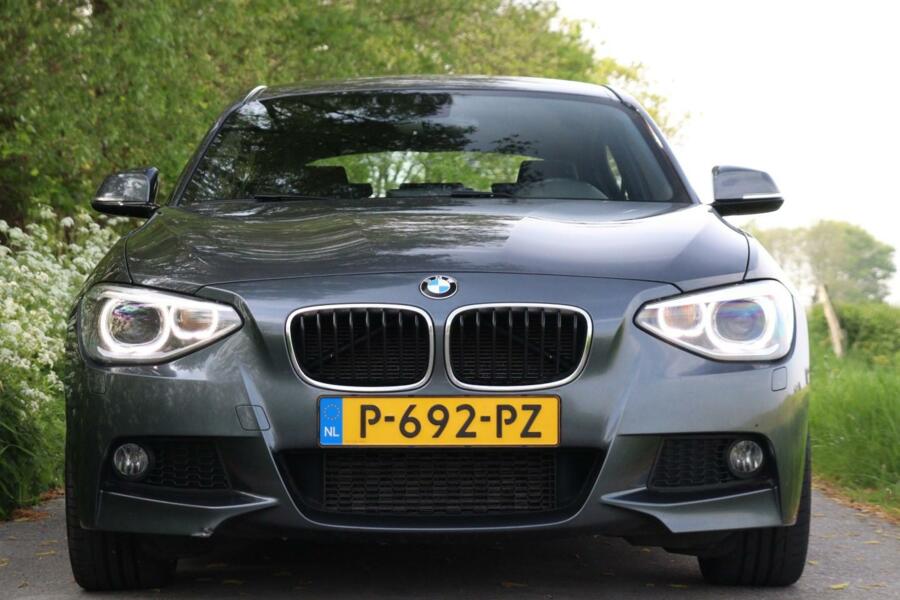 BMW 1-Serie 116i M Sport / M-Pakket / Xenon / 18" / Carplay!