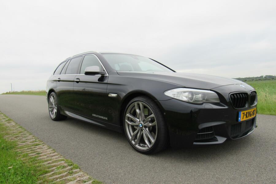 BMW 5-serie Touring M550xd, NL auto,pano,cruise,leer,camera,20inch