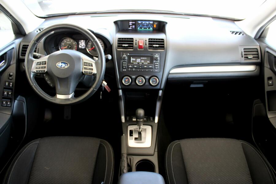 Subaru Forester 2.0 CVT Luxury * Trekhaak * 2000kg trekgewicht! *