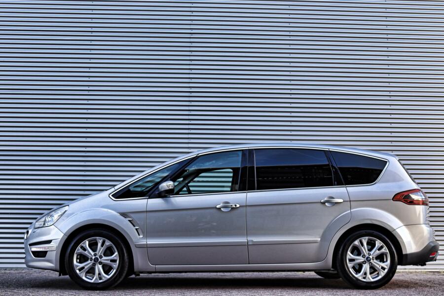 Ford S-Max 2.0 EcoBoost Titanium /AUT./XENON/PANODAK/CAMERA/NAVI/KEYLESS/STOELVERW+VENTILATIE!