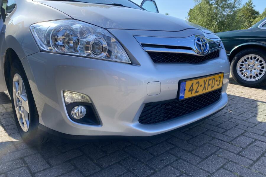 Toyota Auris 1.8 Full Hybrid Business. AUT. Trekhaak. NAP!.