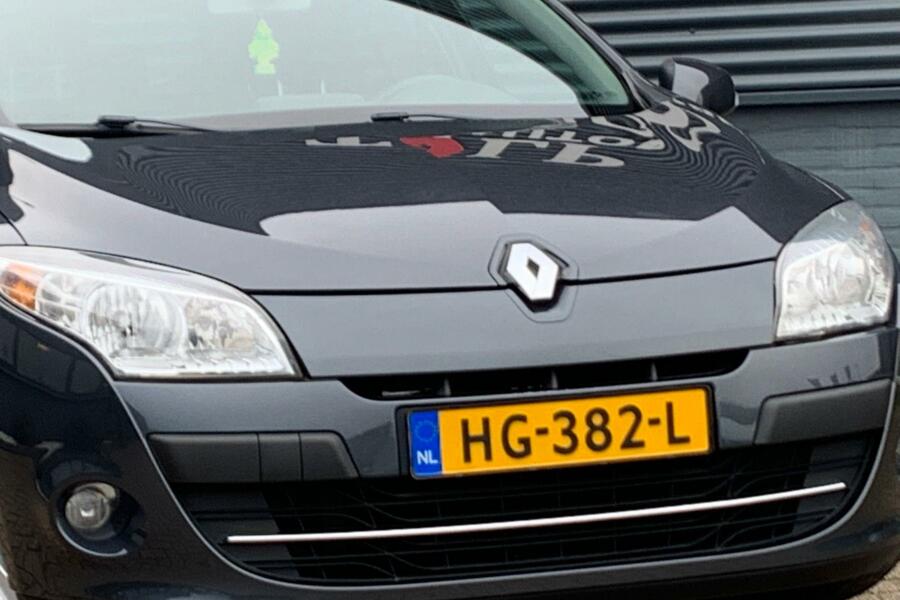 Renault Megane Estate 1.6 Expression BJ`10 VERKOCHT