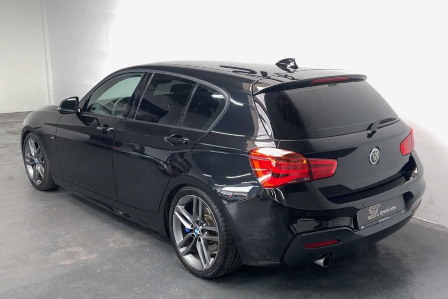 BMW 1-serie 118i M-Performance Aut|LED|Harman Kardon