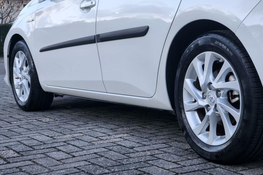 Toyota Auris 1.8 Hybrid Executive| 1e eigenaresse| Vol Luxe