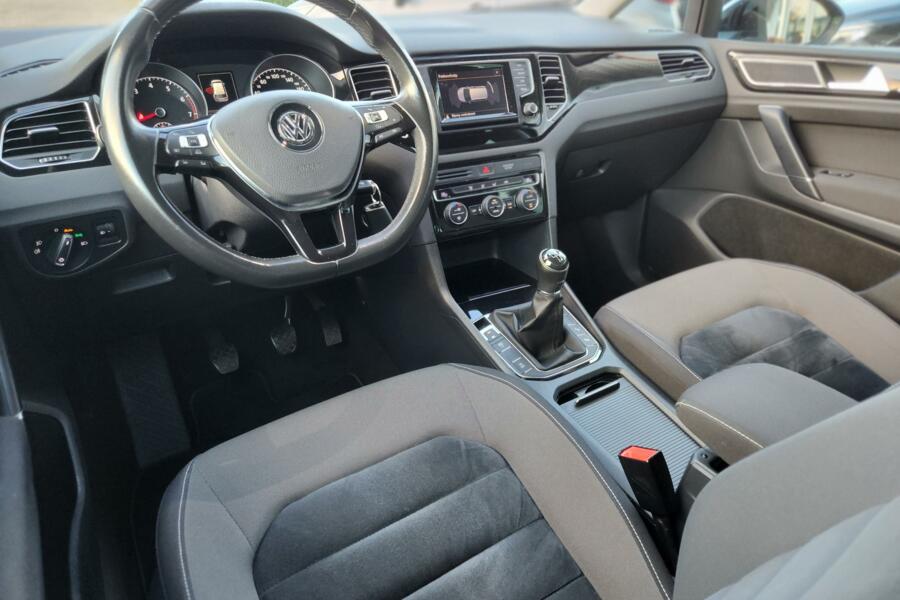Volkswagen Golf Sportsvan 1.4 TSI Highline| Navi| PDC| Trekh