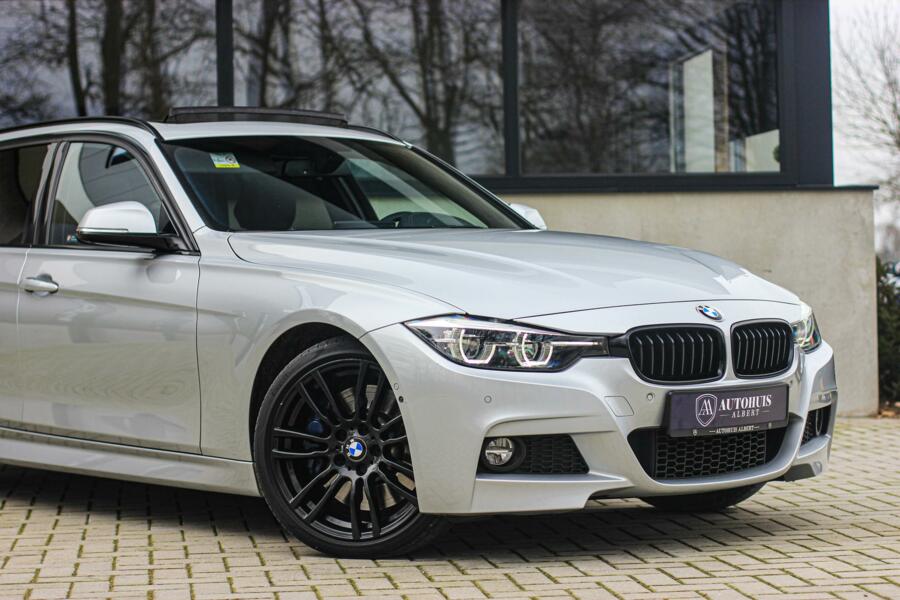 BMW 3-serie Touring 330i M Sport Shadow Pano Surround View