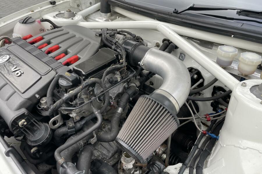 Volkswagen Corrado R32 3.2 V6 275pk circuit auto, rolkooi