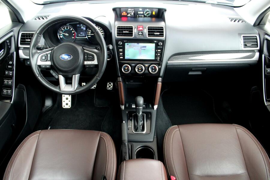 Subaru Forester 2.0 CVT Premium * Trekhaak * Navigatie * Leder * BI-LED
