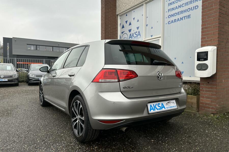Volkswagen Golf 1.2 TSI Lounge 110pk | DSG | Xenon | 17 inch | Stlvw | Garantie