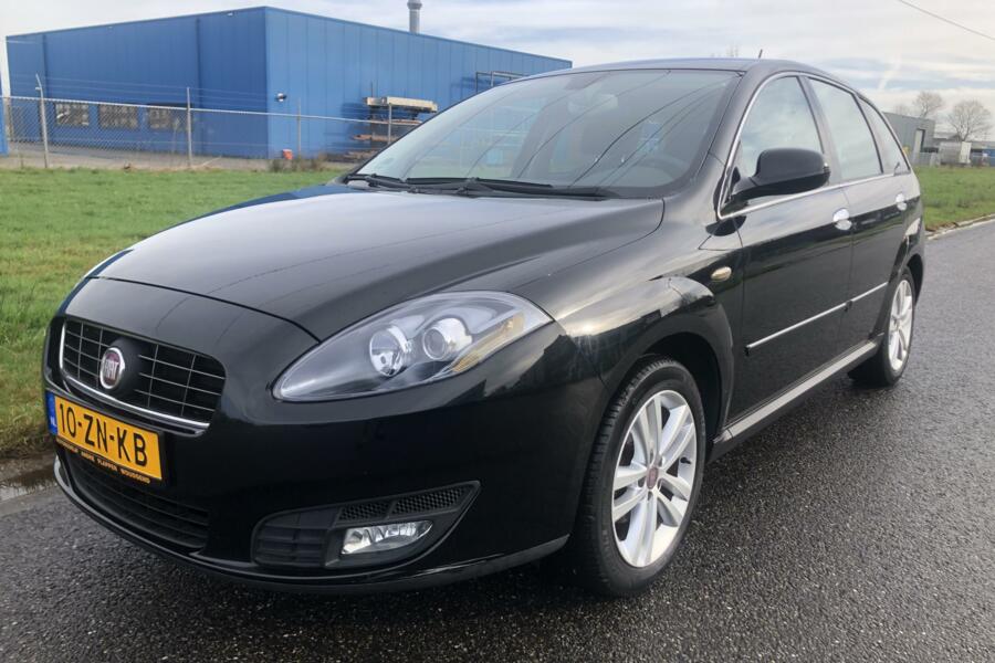 Fiat Croma 2.2 16V Corporate Automaat/Clima/Cruise/PDC