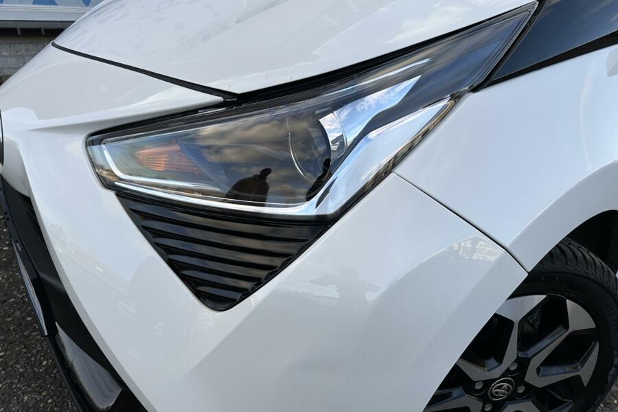 Toyota Aygo 1.0 X-Play | Automaat | Sportvelg 15inch | Camera | Gratis Garantie | Airco