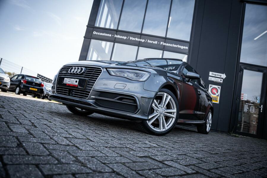 Audi A3 Sportback 1.4 e-tron*S-LINE*PANO*KEYLESS*ACC*NAP*VOL*