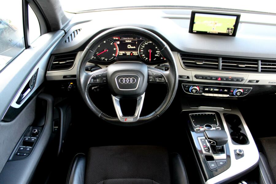 Audi Q7 3.0 TDI quattro Pro Line 3 x S-Line 7Pers. * Trekhaak * Navigatie