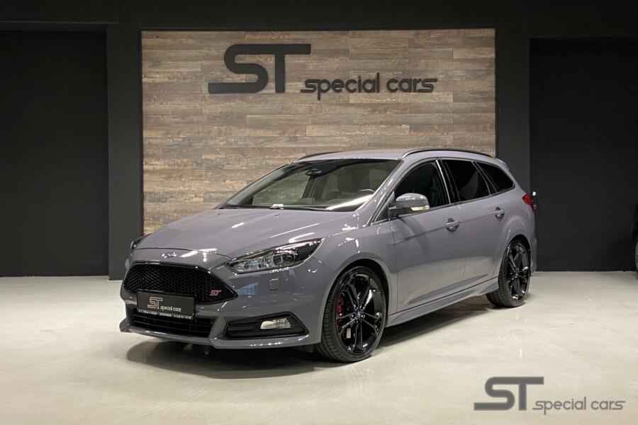 Ford Focus Wagon 2.0 ST-2 Performance pack, X-Bull