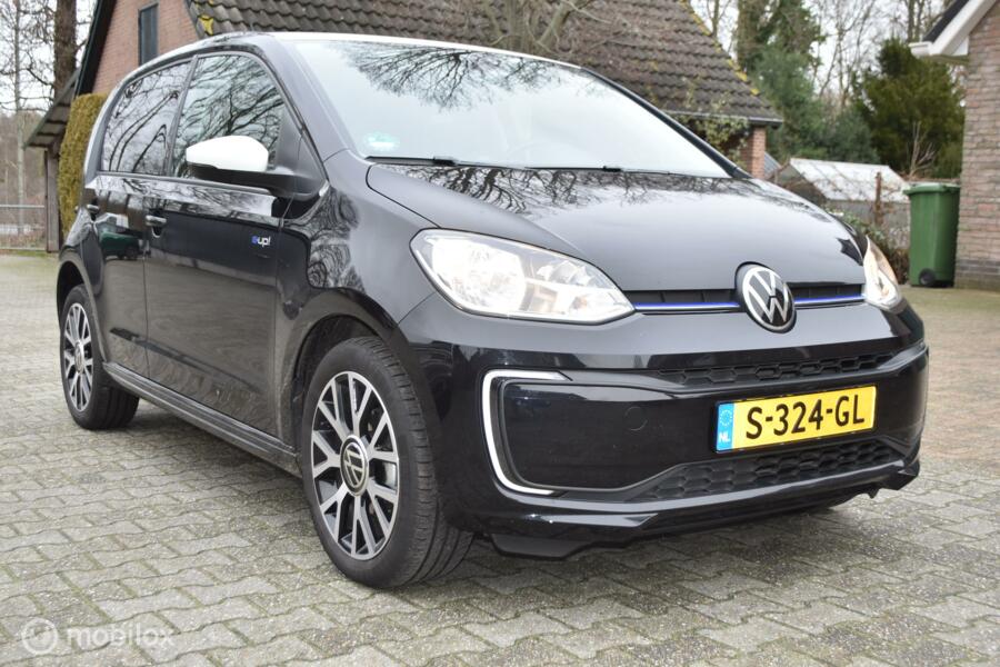 Volkswagen E UP  Style utvoering CCS  Grote accu 16 Inch