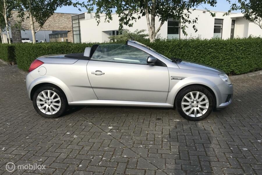 Opel Tigra TwinTop 1.4-16V Cosmo Automaat