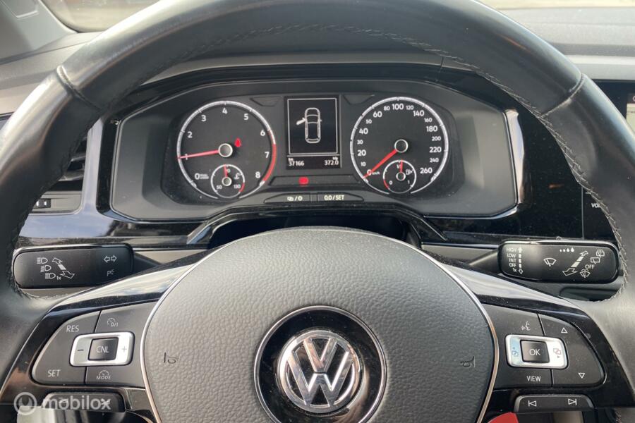 Volkswagen Polo 1.0 MPI Comfortline Business