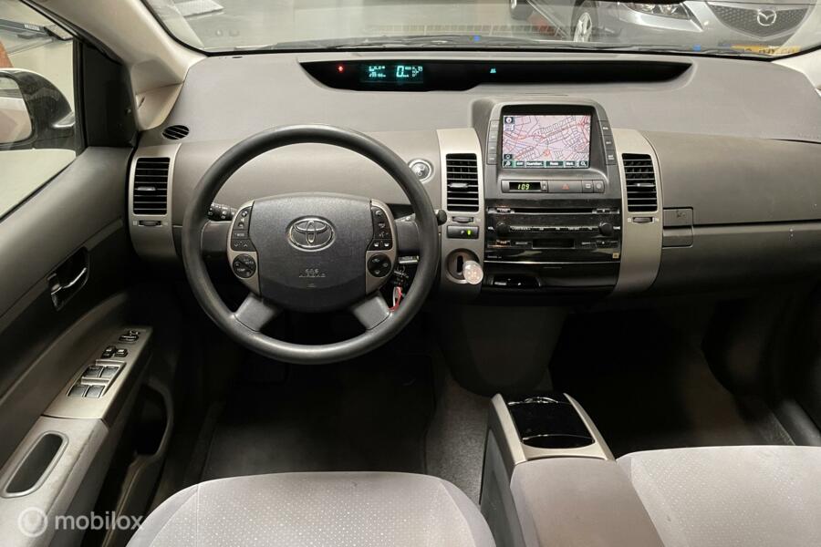 Toyota Prius 1.5 VVT-i Business Edition Navi | PDC | Trekhaak