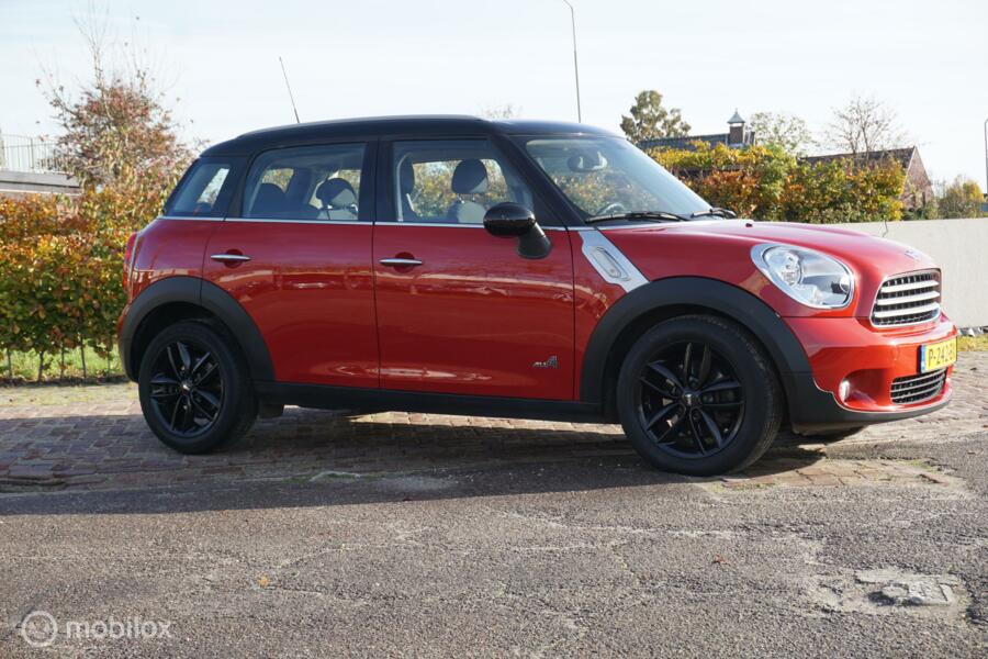 Mini Countryman 2.0 Cooper D ALL4 Automaat Red Hot Business