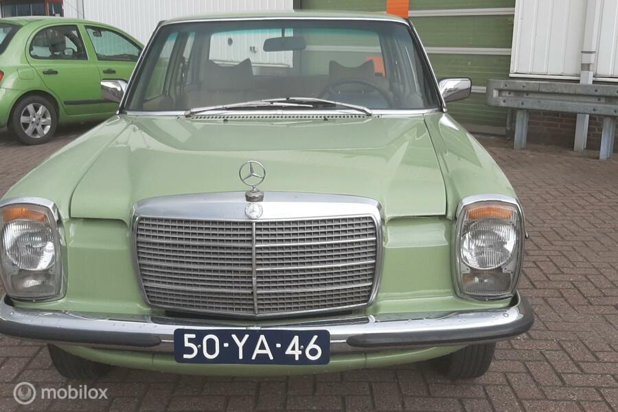 Mercedes 200-280 230