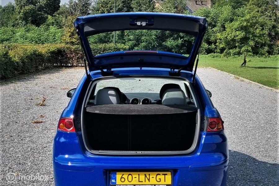 Seat Ibiza 1.4-16V Sport, Nette goed onderhouden auto.