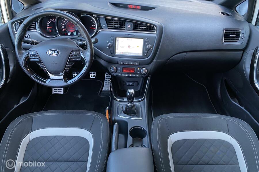 Kia cee'd 1.0 T-GDi GT-Plusline Panodak Navi Carplay NL Auto