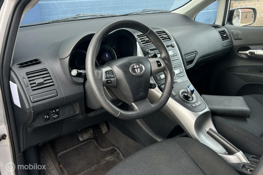 Toyota Auris 1.8 Full Hybrid Aspiration / GOED ONDERH.! / APK 02-2024 / CRUISE!
