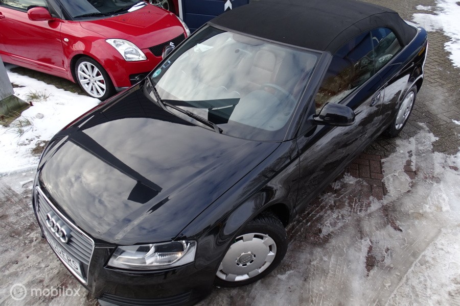 Audi A3 Cabriolet 1.8 TFSI zomer en winterwielen