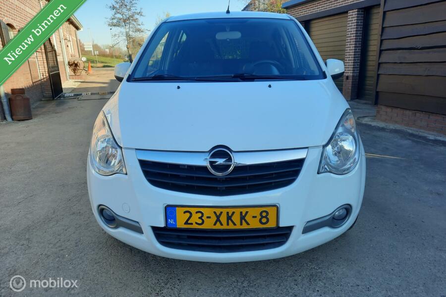 Opel Agila 1.0 Selection Airco/Zuinig en goed rijdende auto!