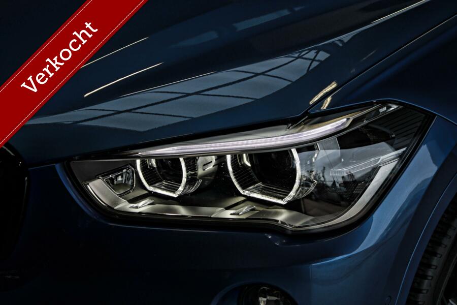 BMW X1 sDrive20i M-Sport /AUT./M-PAKKET/XENON/LED/LEDER/HUD/ELEK. KLEP/CAMERA/HARMAN-KARDON!