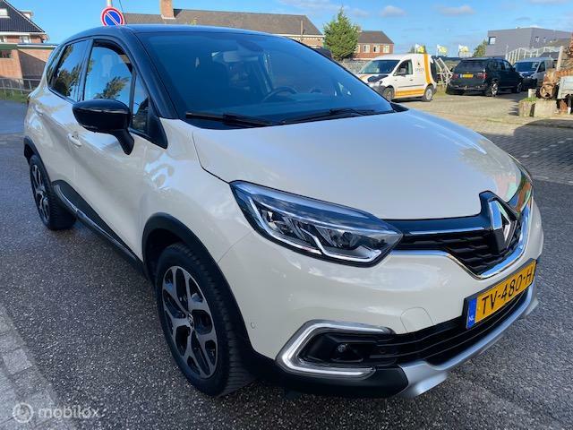 Renault Captur 0.9 TCe Intens Mooie luxe uitvoering Navi/Bluetooth/ Wit metaallak / Zwart Dak/ Camera achter / Parkeerhulp voor 18.935 km