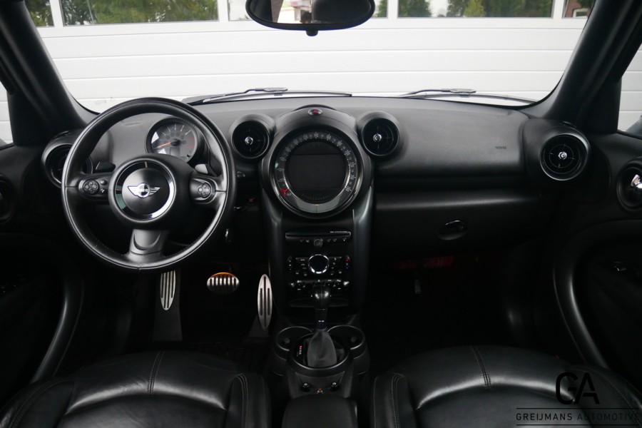 MINI Cooper S Countryman 1.6 184pk|Navi|Pano|Parkeersensoren|Leder|Trekhaak