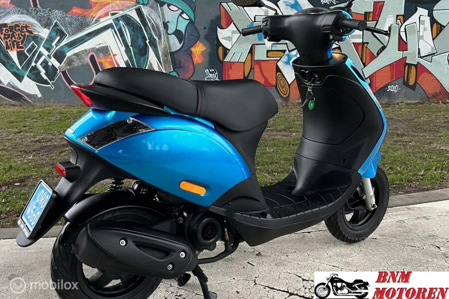 Piaggio Zip 50 4T Iget Candy Blue 2018