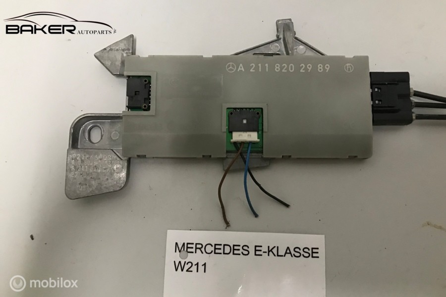 Antenne versterker Mercedes E-klasse Estate S211 ('06-'09)