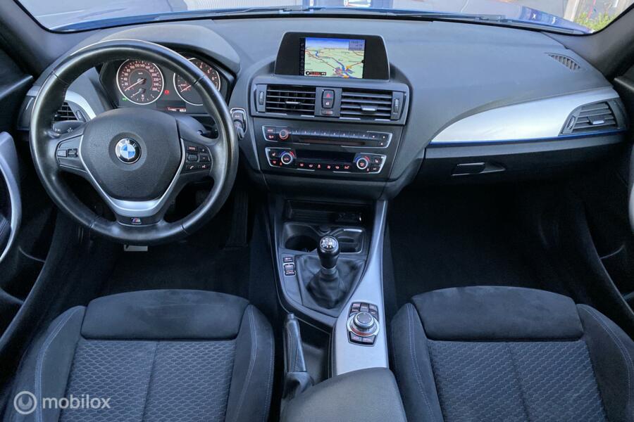 BMW 118i M Pakket Navi Alcantara Airco Stoelverwarming PDC
